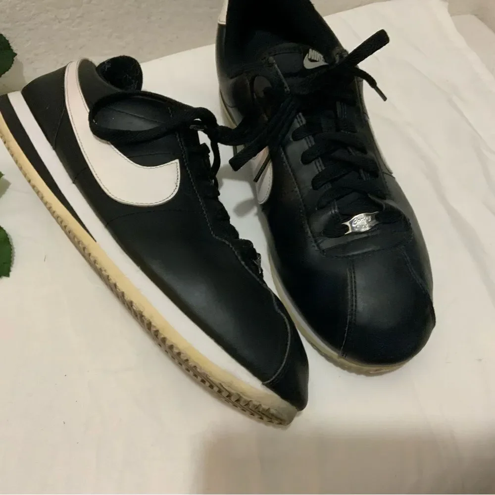 Nike Cortez '72 Basic Leather Black White Lace Up Sneakers Running Shoes 13